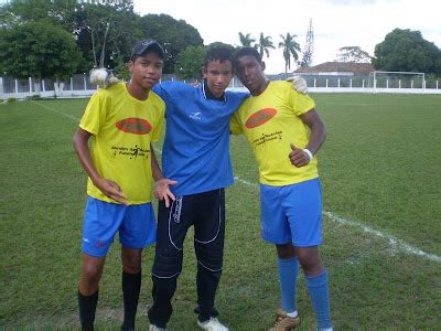 akacias futebol clube|Clube Akácias distingue treinadore­s e atletas .